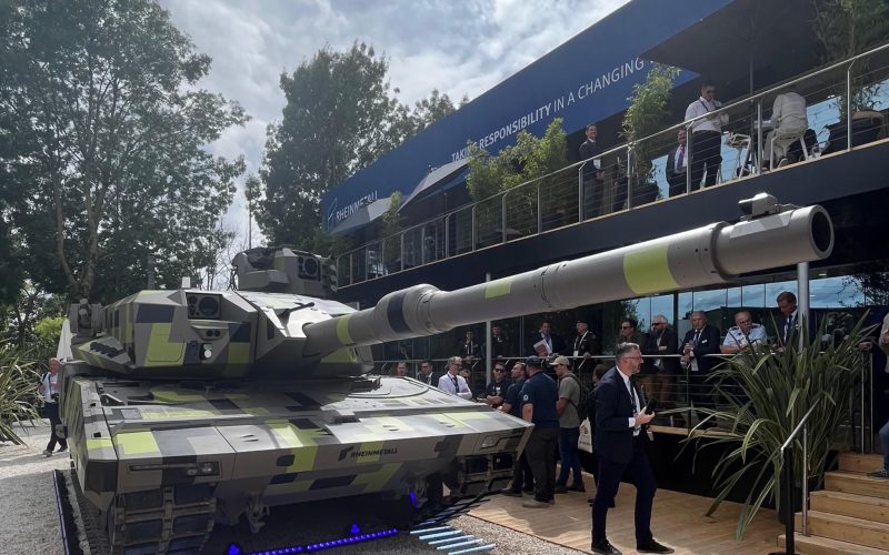 Eurosatory 2024 - neue Kampfpanzer, Flakpanzer, Minenräumpanzer und Raketenwerfer vorgestellt
