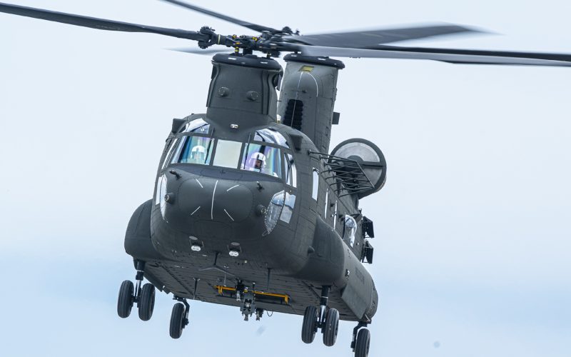 U.S. Army hat ersten CH-47F Block II Chinook erhalten