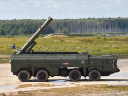 Russland erwägt die Wiederaufnahme der Produktion von nuklearen Mittel- und Kurzstreckenraketen.