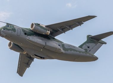 Neun C-390M für die Niederlande und Österreich