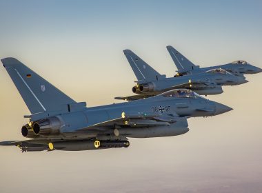 Bundestag genehmigt 14 Rüstungsprojekte - Eurofighter, Sanitätsfahrzeuge, Einsatzboote uvm.