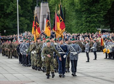 Aufstellungsappell der Panzerbrigade 45 in Vilnius