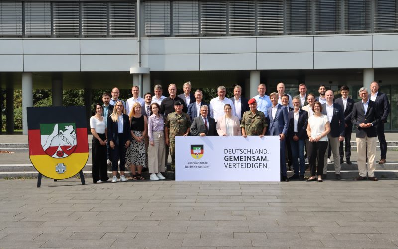 Bundeswehr und Wirtschaft in NRW vertiefen Zusammenarbeit für Gesamtverteidigung