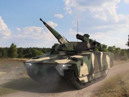 Der Düsseldorfer Rüstungskonzern Rheinmetall soll für Rumänien Gefechtsfahrzeuge, Flugabwehrsysteme, Munition und Marineschiffe liefern. Finanziert wird der Auftrag über das EU-Programm SAFE.