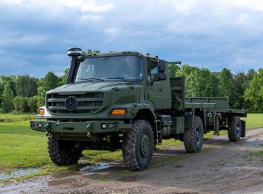 Daimler Truck und General Dynamics Land Systems schließen strategische Partnerschaft
