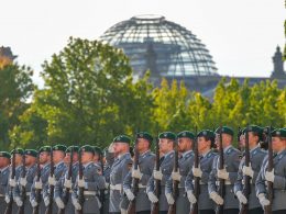 Deutschland in der militärischen Führungsrolle – Wie die Bevölkerung zur neuen Verteidigungspolitik steht