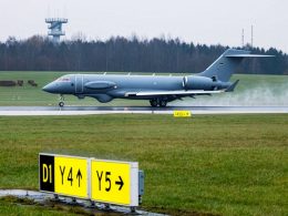 Erstes PEGASUS-Aufklärungsflugzeug in Deutschland eingetroffen
