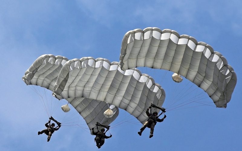 Bundeswehr setzt Aktionsplan für Luftlandetruppe in Kraft