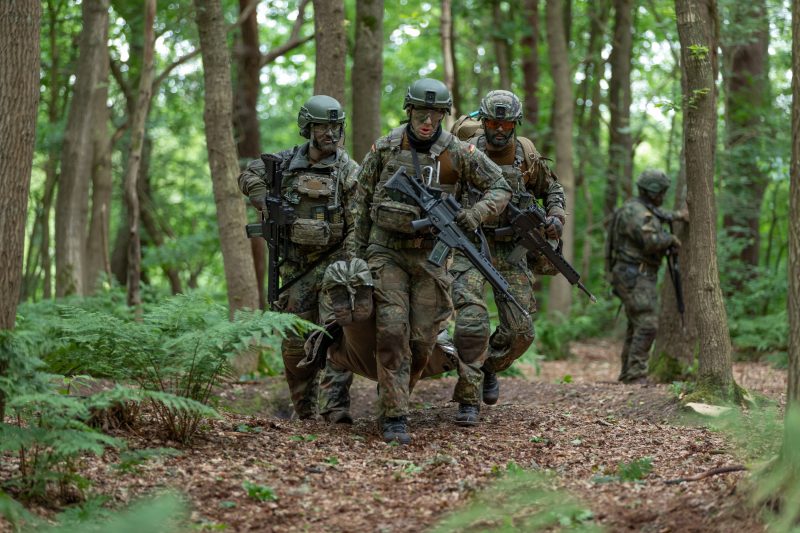 Das dänische Softwareunternehmen Systematic hat die Software für das Sanitätsdienstliche Führungs- und Einsatzsystem (SAFES) der Bundeswehr nach Abschluss der Entwicklungsphase planmäßig ausgeliefert. Mit SitaWare Battlefield Health soll der Sanitätsdienst die Steuerung von Verwundeten im Einsatzgebiet künftig digital abwickeln.