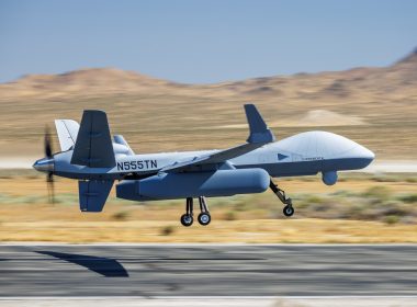 Saab und General Atomics haben am 19. Mai in Kalifornien den Erstflug einer Drohne mit luftgestützter Frühwarntechnik absolviert.