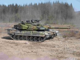 KNDS und Ritek haben in Levanger einen Fertigungsstandort für den Leopard 2 A8 NO in Betrieb genommen. Die ersten beiden Panzer wurden an das norwegische Heer übergeben.