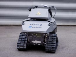 Das Hannoveraner Unternehmen INLEAP Photonics hat ein neues System zur laserbasierten Drohnenabwehr vorgestellt, das die Lasertechnologie erstmals mit einer ferngesteuerten Bodenplattform kombiniert. Ziel ist eine mobile Abwehrlösung für wechselnde Einsatzlagen.