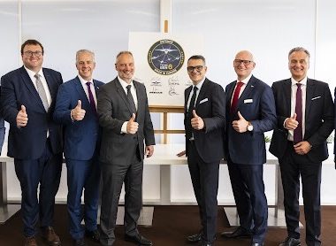 Nach dem Bruch in der deutsch-französischen Kampfjet-Kooperation haben sich acht führende deutsche Verteidigungs- und Luftfahrtunternehmen zum „Team Gen 6" zusammengeschlossen. Sie wollen die Entwicklung eines Kampfflugzeugs der sechsten Generation mit europäischen Partnern vorantreiben.