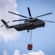 Zur Eindämmung eines seit Tagen andauernden Waldbrands im Müritz-Nationalpark setzt die Bundeswehr zwei Transporthubschrauber zur luftgestützten Brandbekämpfung ein. Grundlage ist ein Amtshilfeersuchen des Landkreises Mecklenburgische Seenplatte.