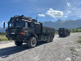 Die Rheinmetall MAN Military Vehicles GmbH übernimmt im Auftrag des Beschaffungsamts BAAINBw die Gesamtverantwortung für das Forschungsvorhaben InterRoC VII. Ziel ist es, hochautomatisierte Militärkonvois aus unterschiedlichen Fahrzeugtypen unter Einsatzbedingungen zu erproben.