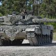 Das Österreichische Bundesheer hat am 25. August 2026 in Großmittel die ersten kampfwertgesteigerten Kampfpanzer Leopard 2A4 und Schützenpanzer Ulan an die Truppe übergeben. Die Modernisierung ist Teil des Aufbauplans ÖBH 2032+ und umfasst insgesamt 170 Kettenfahrzeuge.