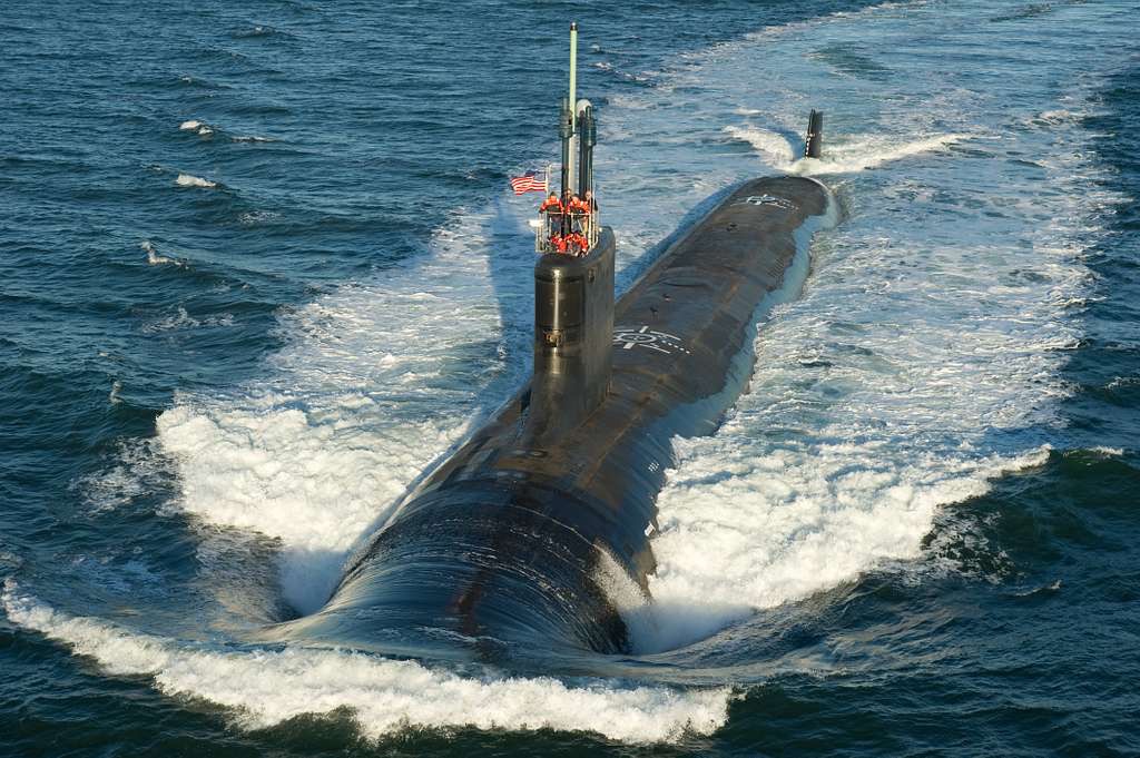 Die US-Marine ordnet 19 geplante U-Boote der Virginia-Klasse künftig als Lenkwaffen-U-Boote (SSGN) statt als Jagd-U-Boote (SSN) ein. Ausschlaggebend ist das Virginia Payload Module, das die Zahl der senkrecht startenden Marschflugkörper je Boot deutlich erhöht.