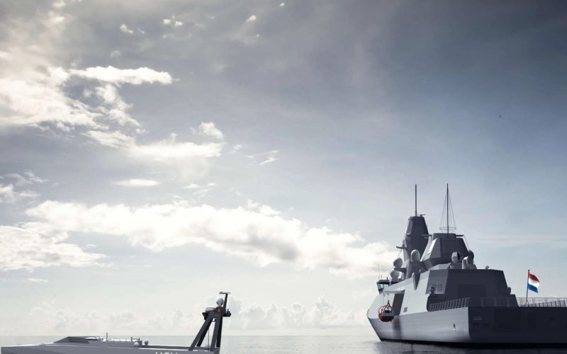 Die künftigen Anti-Submarine-Warfare-Fregatten der niederländischen und belgischen Marine sollen je ein zwölf Meter langes unbemanntes Überwasserfahrzeug mitführen. Es trägt ein abgesetztes Tauchsonar und soll die Unterwasseraufklärung über die Reichweite der Schiffssensorik hinaus ausdehnen.