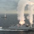Der Düsseldorfer Rüstungskonzern Rheinmetall hat am 3. August 2026 mit der GMF140 einen Fregattenentwurf präsentiert, der auf internationale Beschaffungsvorhaben zielt. Das Schiff soll Luftverteidigung, ballistische Raketenabwehr und U-Boot-Bekämpfung auf einer Plattform von 140 Metern Länge vereinen.