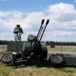 Bei der Luftwaffenübung Timber Express 2026 haben Rheinmetall und Hensoldt das Luftlagebild eines passiven Radars in ein Flugabwehr-Führungssystem integriert. Die Erprobung fand nach Unternehmensangaben unter NATO-Vernetzungsbedingungen statt.