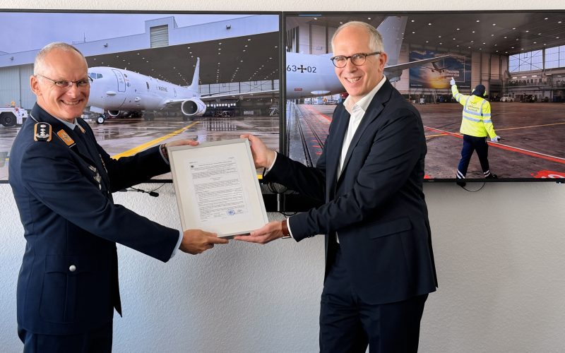 Das Luftfahrtamt der Bundeswehr hat die Lufthansa-Technik-Tochter als Ausbildungseinrichtung nach DEMAR 147 genehmigt. Erstmals angewendet wird die Zulassung im Programm P-8A Poseidon der Deutschen Marine.