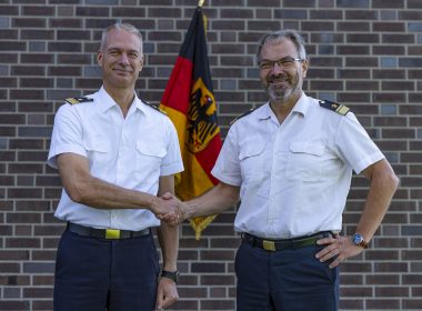 Flottillenadmiral Andreas Czerwinski führt seit dem 21. September 2026 das Marineunterstützungskommando in Wilhelmshaven. Die Dienststelle soll künftig als Waffensystemkommando Marine erweiterte Aufgaben übernehmen.