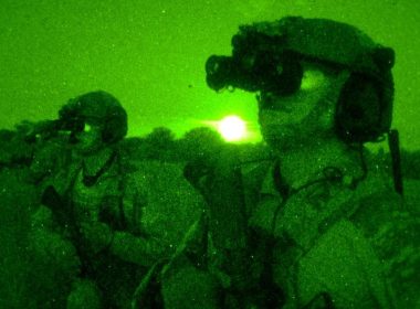 Das Bundesamt für Ausrüstung, Informationstechnik und Nutzung der Bundeswehr (BAAINBw) hat ein europaweites Vergabeverfahren für 500 Fusionsbrillen und 150 smarte Batteriepacks für die Spezialkräfte der Bundeswehr eröffnet.