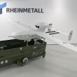 Das Luftfahrtamt der Bundeswehr hat dem unbemannten Aufklärungssystem LUNA NG eine vorläufige Verkehrszulassung erteilt. Die vollständige Musterzulassung steht aus, der Zulauf des ersten Seriensystems liegt rund sieben Jahre hinter der ursprünglichen Planung.
