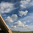 Drei Monate nach Unterzeichnung ihrer Kooperationsvereinbarung haben Diehl Defence und Elbit Systems das Loitering-Munitionssystem SkyStriker in einer Live-Vorführung gezeigt. Im Mittelpunkt standen die Reichweite und die Übergabe der Steuerung auf 80 Kilometer Entfernung.
