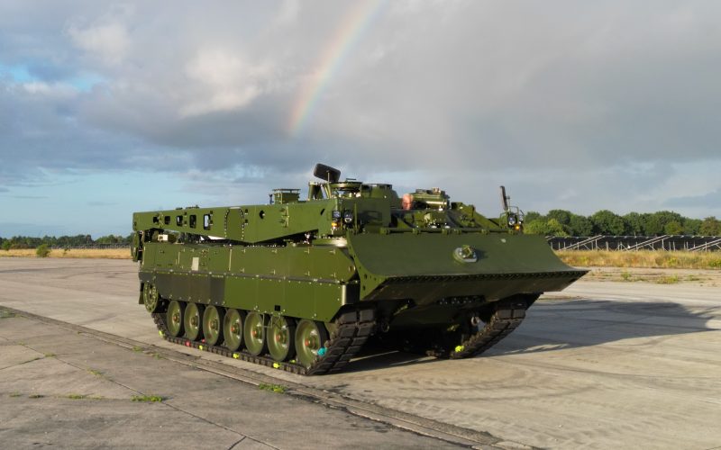 Die norwegische Beschaffungsbehörde NDMA hat beim Flensburger Hersteller FFG drei zusätzliche Bergepanzer vom Typ WiSENT 2 ARV bestellt. Die norwegische Flotte wächst damit auf zwölf Fahrzeuge.