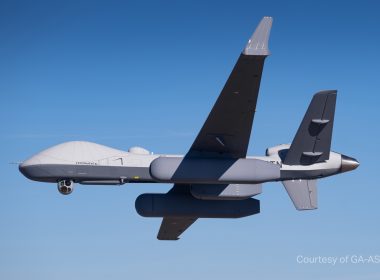 Saab und General Atomics Aeronautical Systems haben das Frühwarnradar LoyalEye auf dem unbemannten MQ-9B in einem einsatznahen Szenario getestet. Der Flug gehört zu einem Erprobungsprogramm, das im Mai 2026 mit dem Erstflug des Systems begonnen hat.